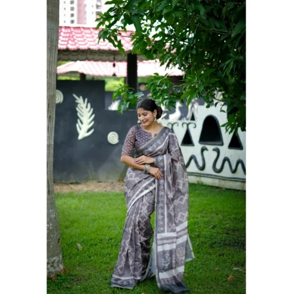 Cotton Printed Saree With Unstitched Blouse (Grey, 5.5 Mtr) - Image 2