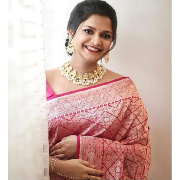Generic Women's Silk Printed Saree With Unstitched Blouse 5.5Mtr (Pink) - Image 2