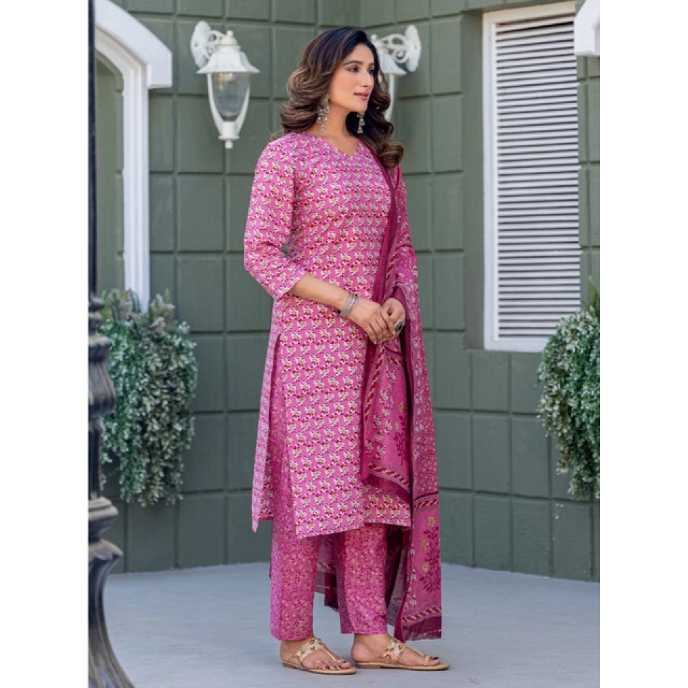 PID63066WomensCottonBlendPrintedKurtiWithPantDupattaSetPink21000x10001webp mydesiattirecom